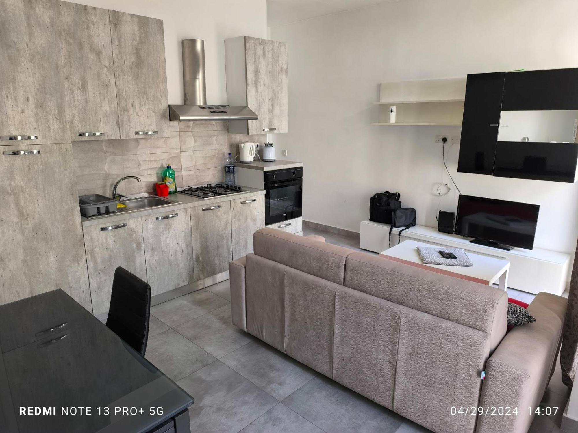 One Bedroom Tea Apartment Il-Gzira Экстерьер фото