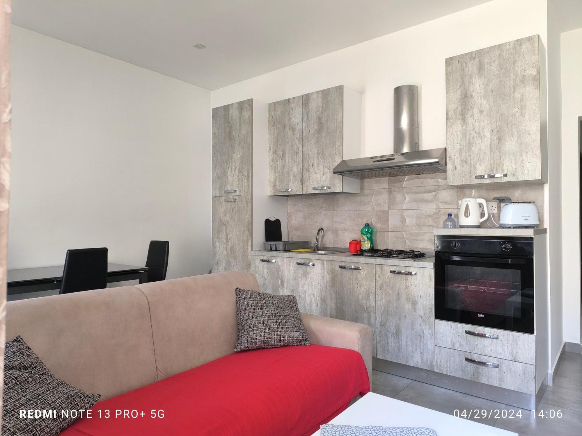One Bedroom Tea Apartment Il-Gzira Экстерьер фото