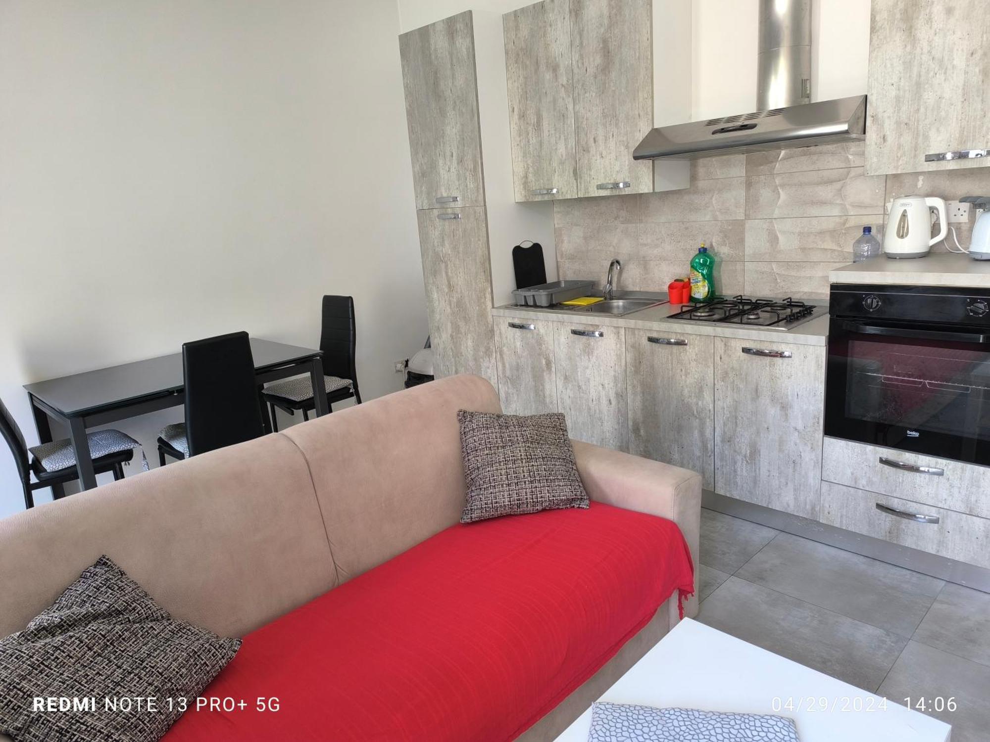 One Bedroom Tea Apartment Il-Gzira Экстерьер фото