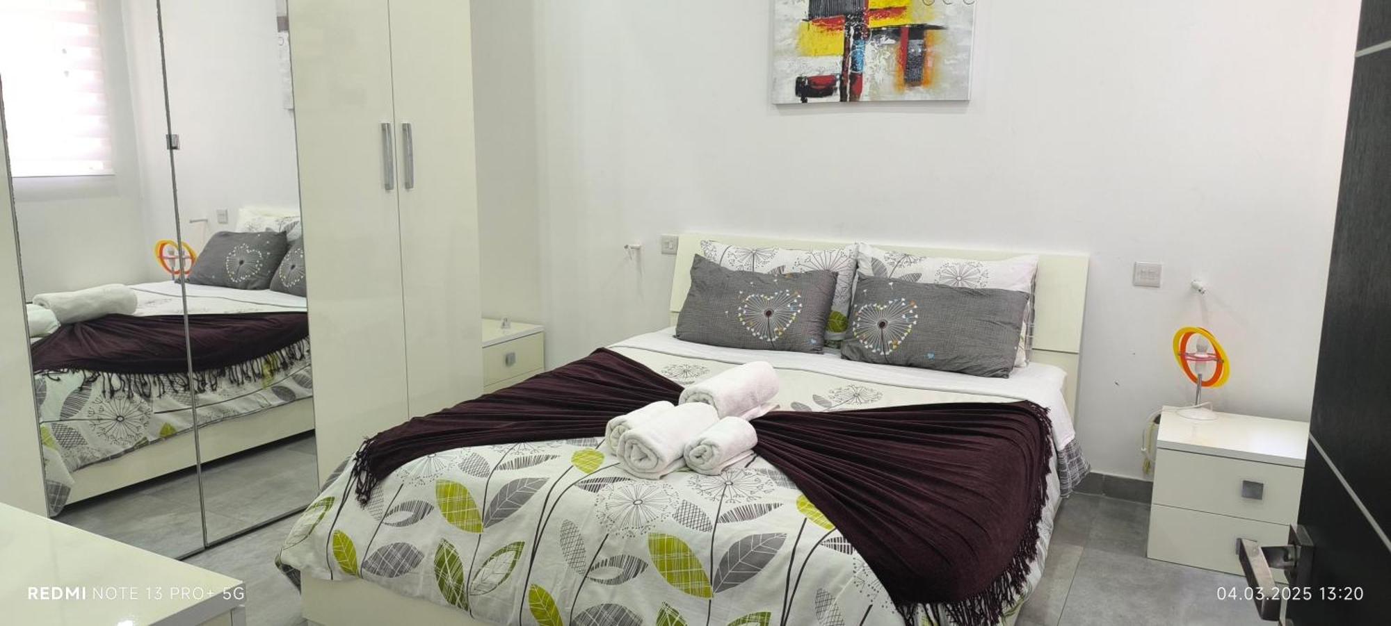 One Bedroom Tea Apartment Il-Gzira Экстерьер фото